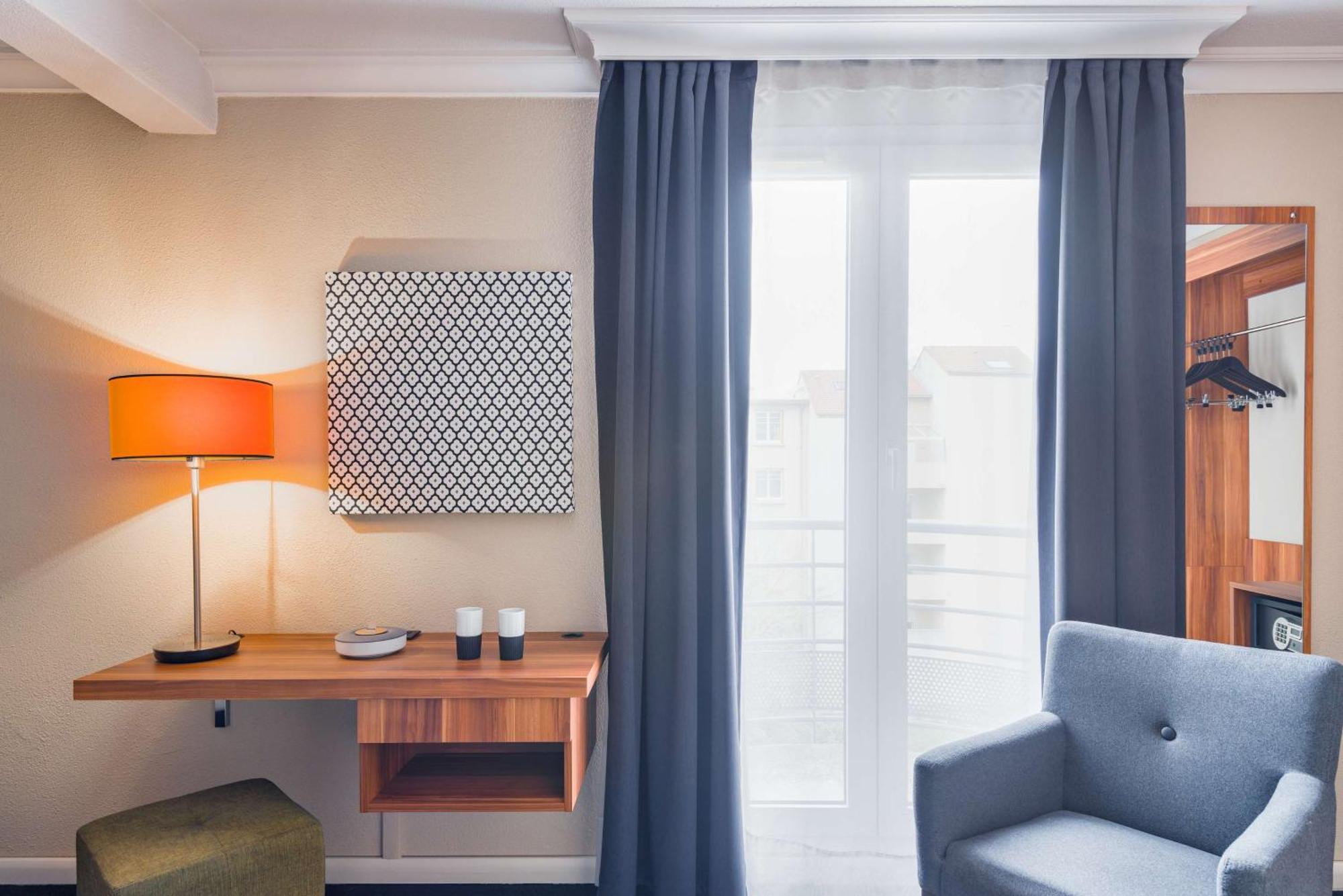 Best Western Hotel Atrium Valence فالنسيا المظهر الخارجي الصورة